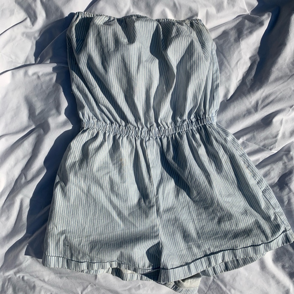 Urban Outfitters romer